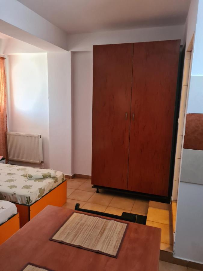 Apartamento Ogadugu Bucarest Exterior foto