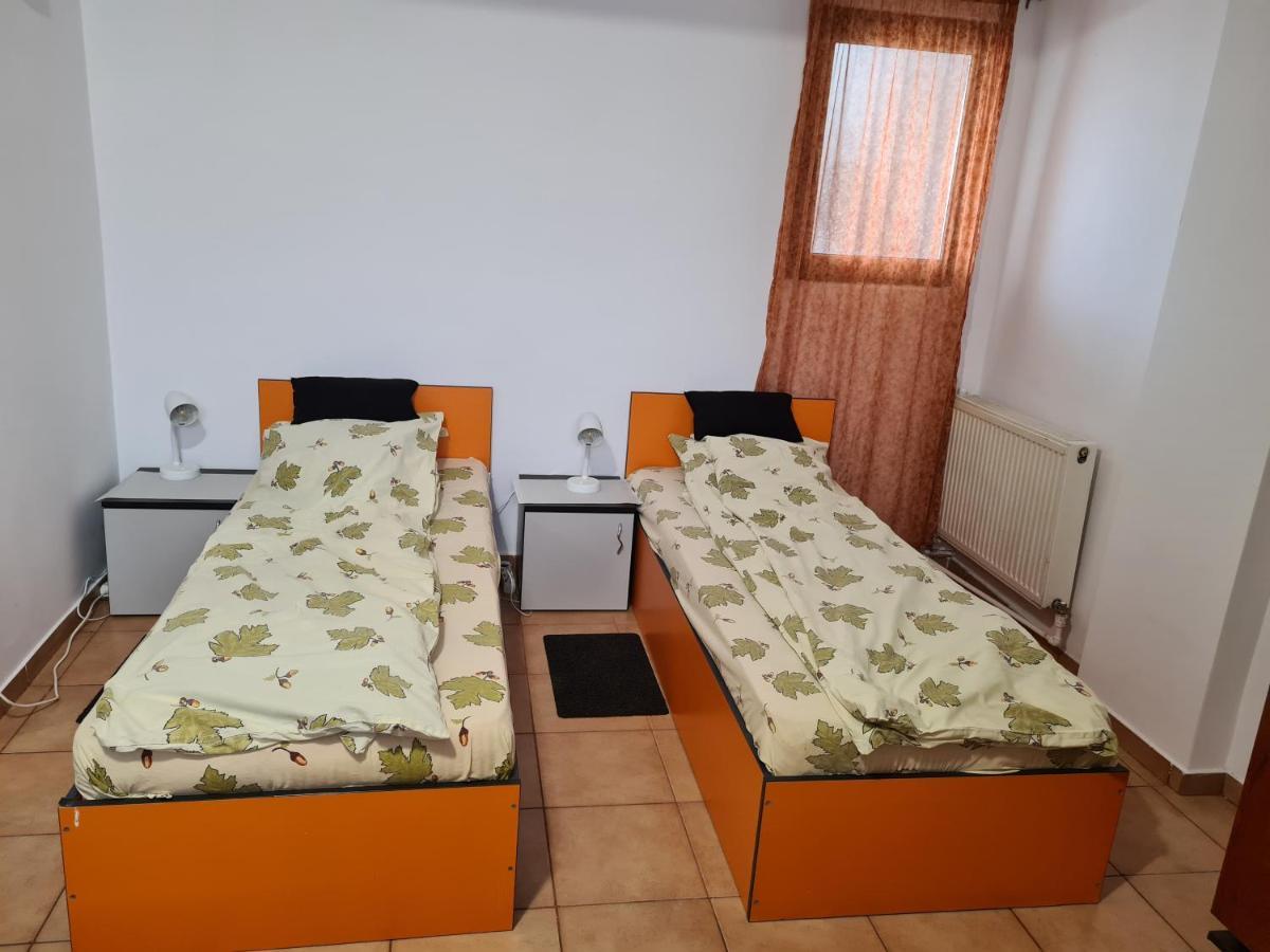 Apartamento Ogadugu Bucarest Exterior foto