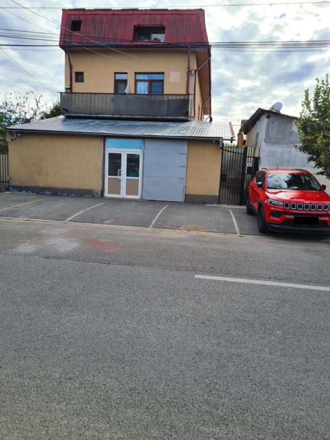 Apartamento Ogadugu Bucarest Exterior foto
